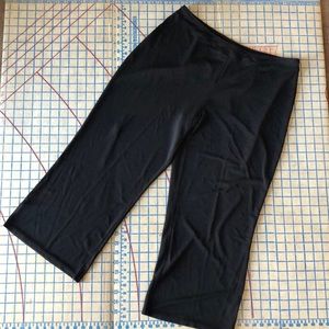 💙 4 for $20 💕LOFT Petites Wide Leg Knit Cropped Pants L